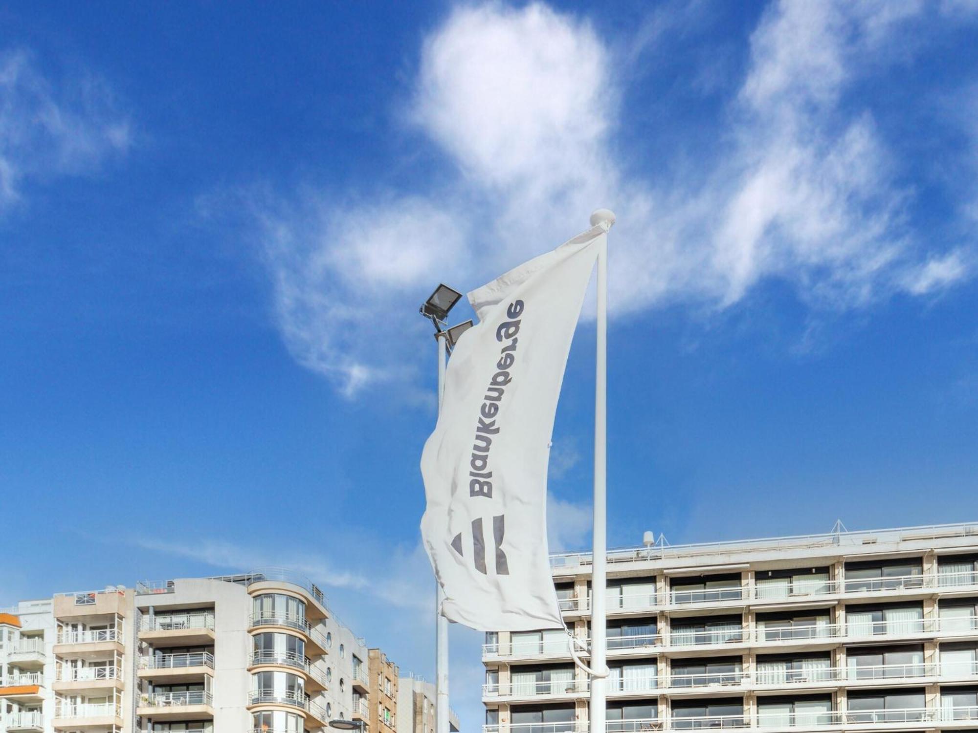 Apartment Apartment On Church Square With Cozy Terrace, Cleaning Included Blankenberge